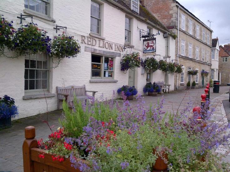 Hotel The Red Lion Cricklade Exterior foto